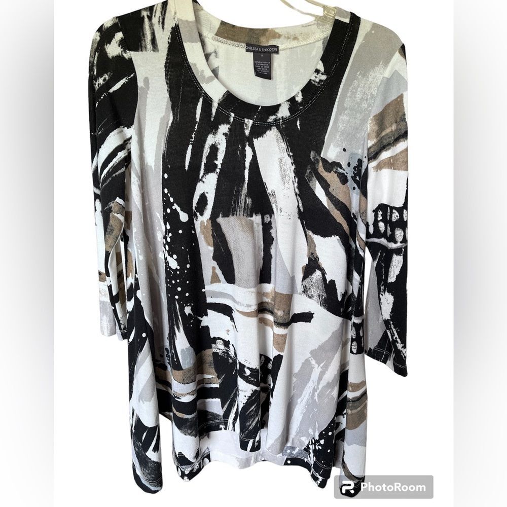 Neutrals tunic by Chelsea and Theodore, S